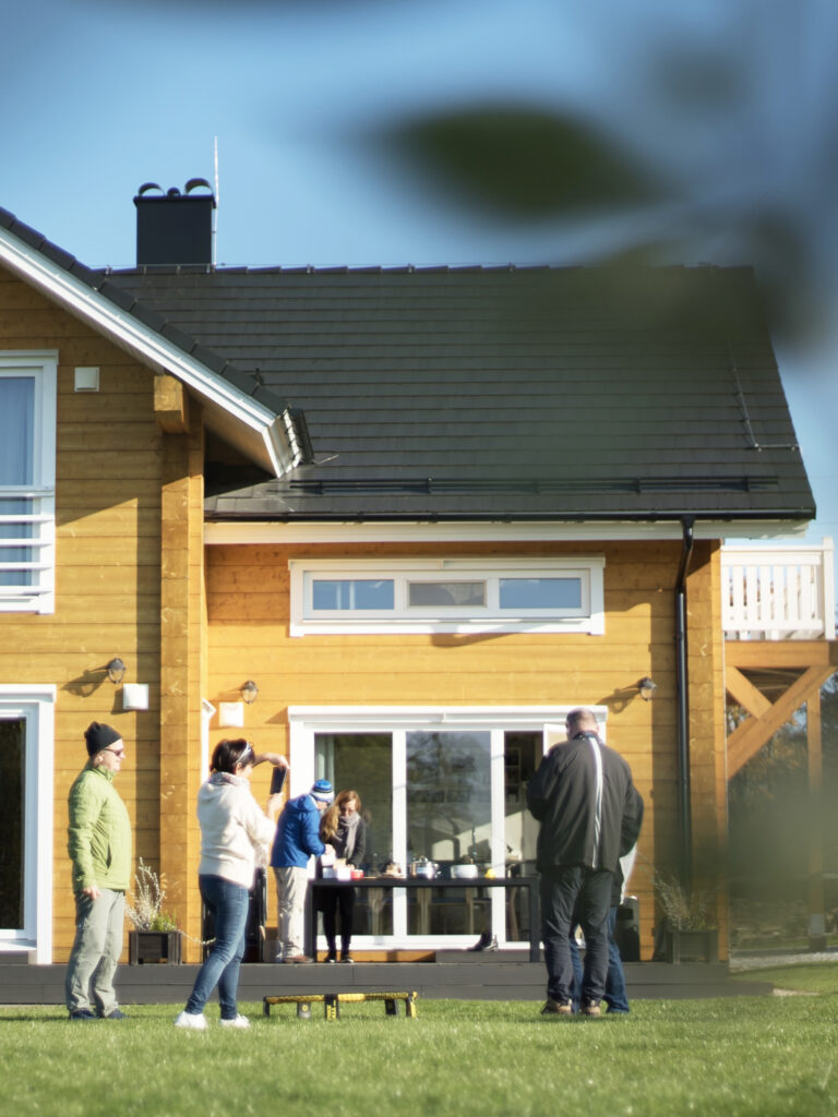 Karukella puhkemaja tiimi väljasõiduk